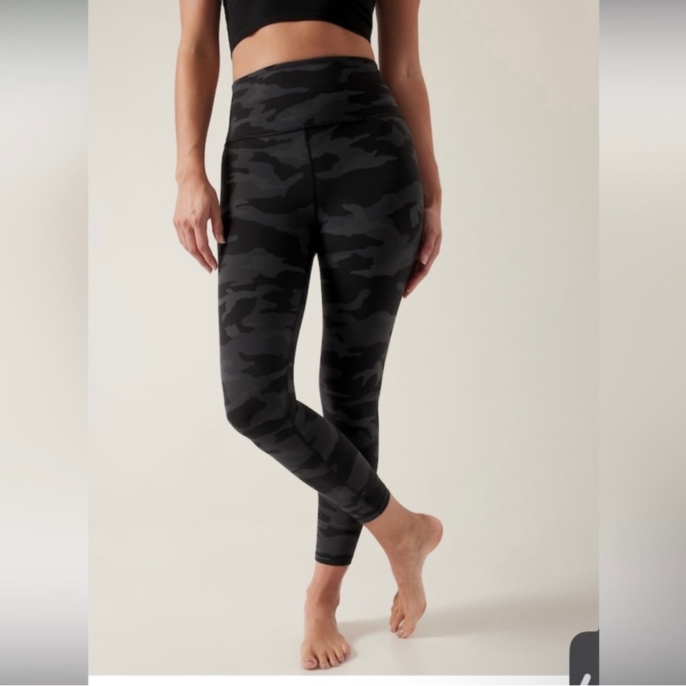 ATHLETA WOMEN ELATION CAMO 7/8 TIGHT HIGH RISE WAIST LEGGINGS XS 0 GRAY BLK $89